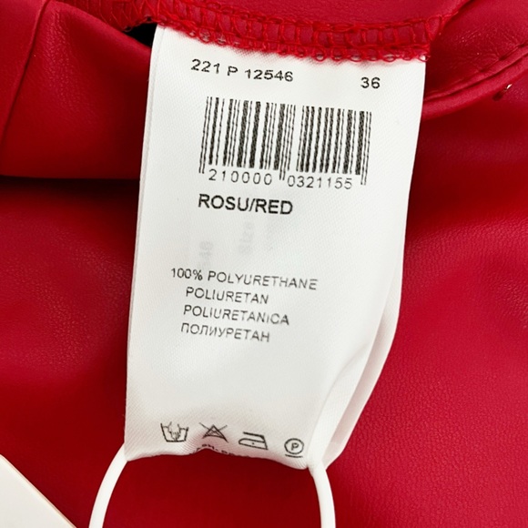 NWT Nissa Red Faux Leather Leggings size XS - Picture 9 of 10